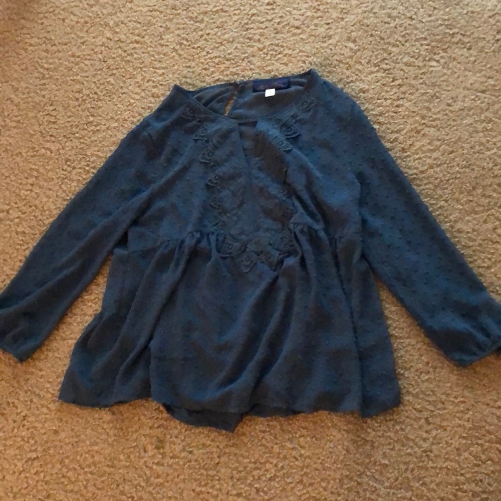 Flowy blue shirt